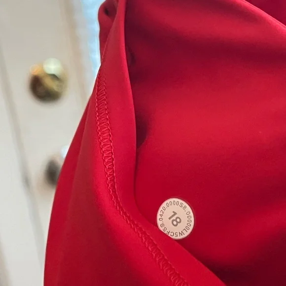 LULULEMON NWT AUTHENTIC FAST FREE WEIGHTLESS NULUX FABRIC RED LEGGINGS - Picture 5 of 16